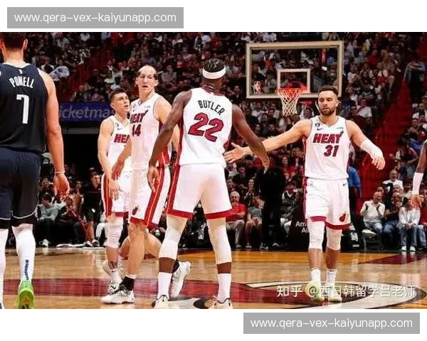 激战正酣,谁能问鼎?河床与基尔梅的绿茵对决前瞻 激战正酣,谁能问鼎?河床与基尔梅的绿茵对决前瞻